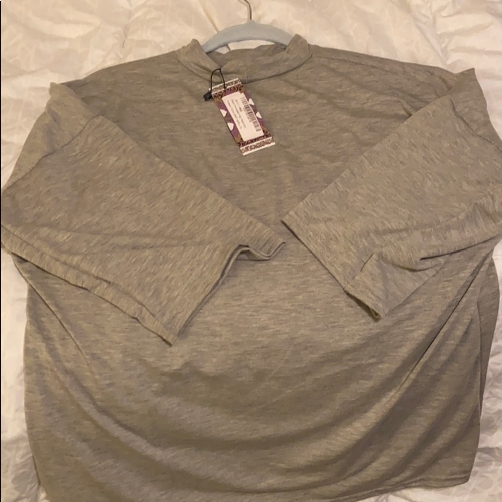 T shirt high neck